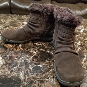 Bare Traps Suede/Furry Boots Size 7.5M